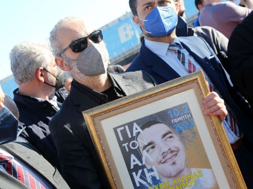 «Αποδέχομαι τη συγγνώμη τους» (pics)