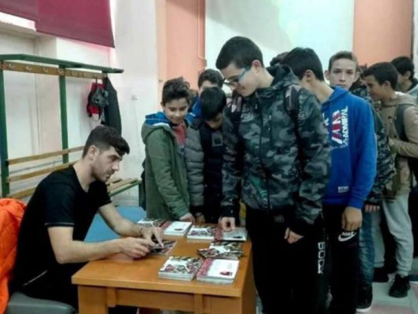 Ξανά στα… θρανία ο Κατσουράνης