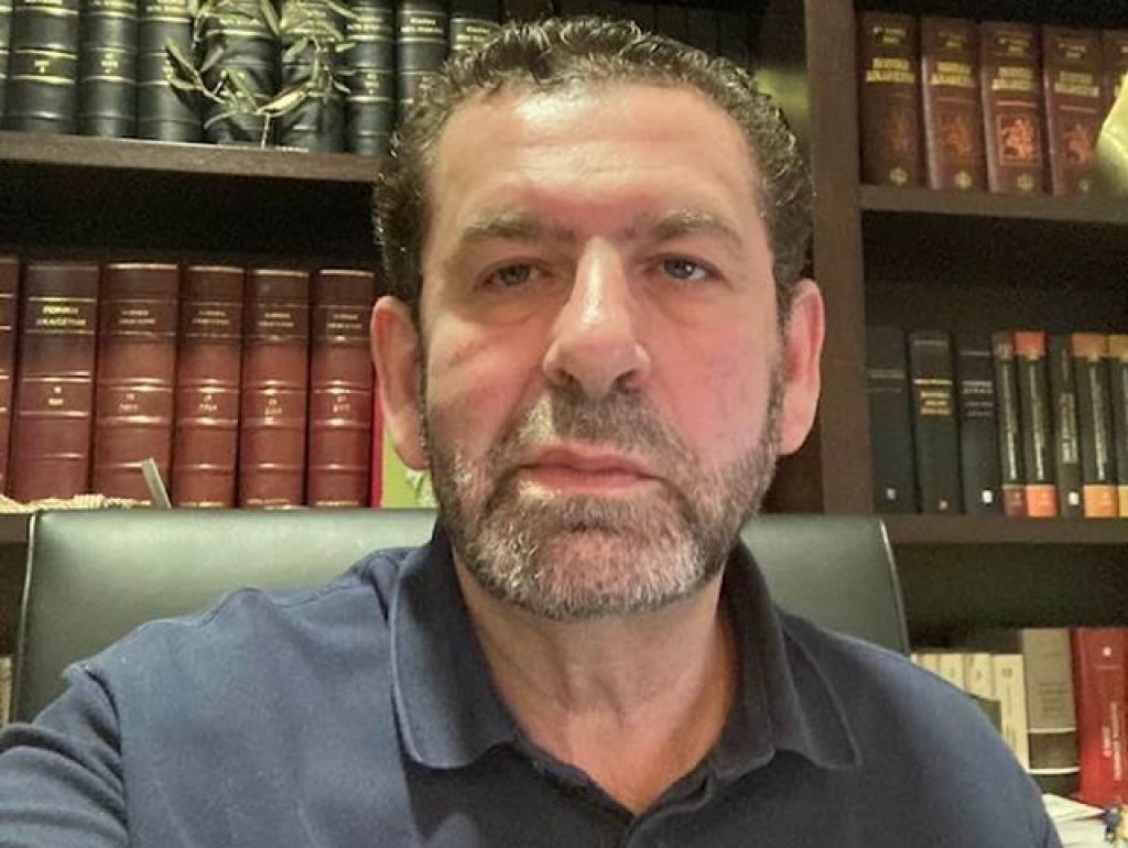 «Θα καταστραφούν στα χέρια σας ιστορικές ομάδες»