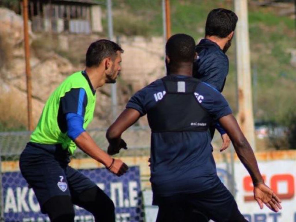 Χωρίς τρεις ο Ιωνικός