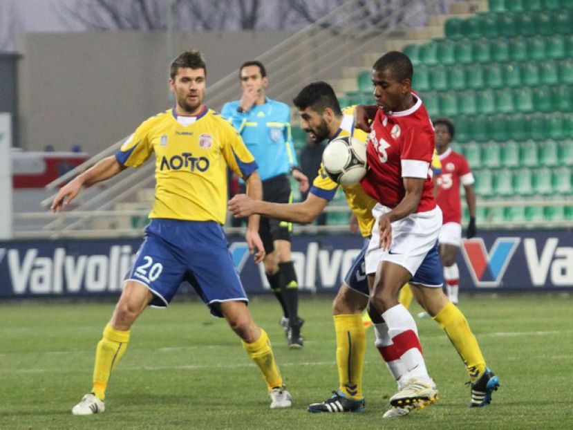 «Ναυάγιο» με Ονουάτσι