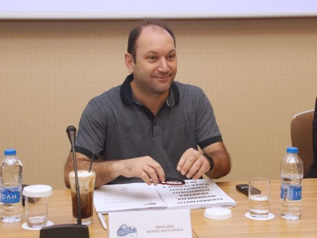 Συνεχάρη Μαρινάκη ο Μαρτσούκος