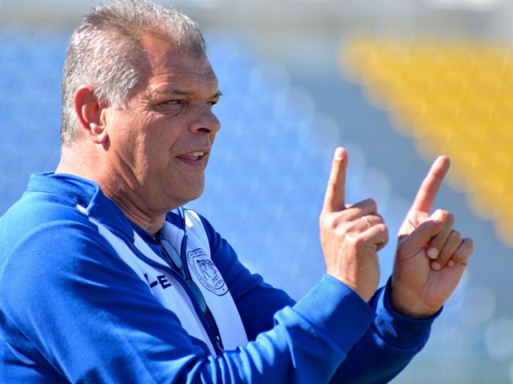 «Επαγγελματική κατά το ήμισυ»
