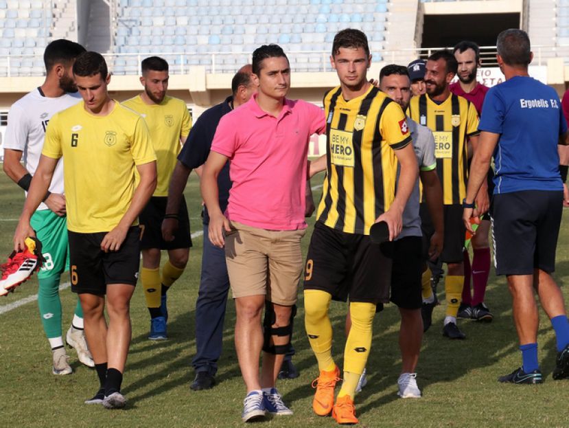 «Είμαστε κοντά σε νέο προπονητή»