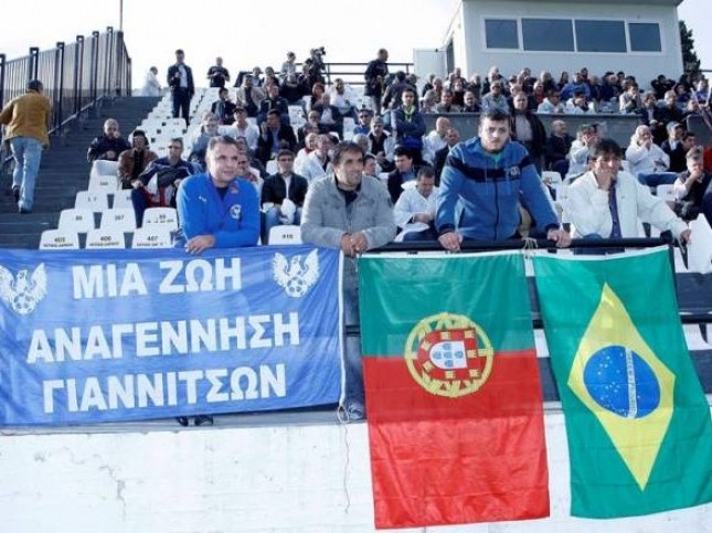 Παίζουν μπάλα οι παλαίμαχοι