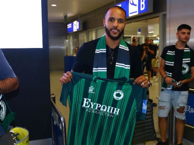 Στα πράσινα ο Ελ Αραμπί (photos)