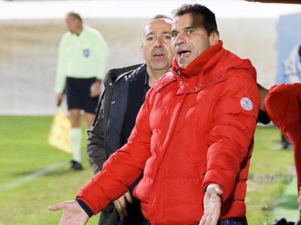 «Δεν έχουμε πού να τα βάλουμε»
