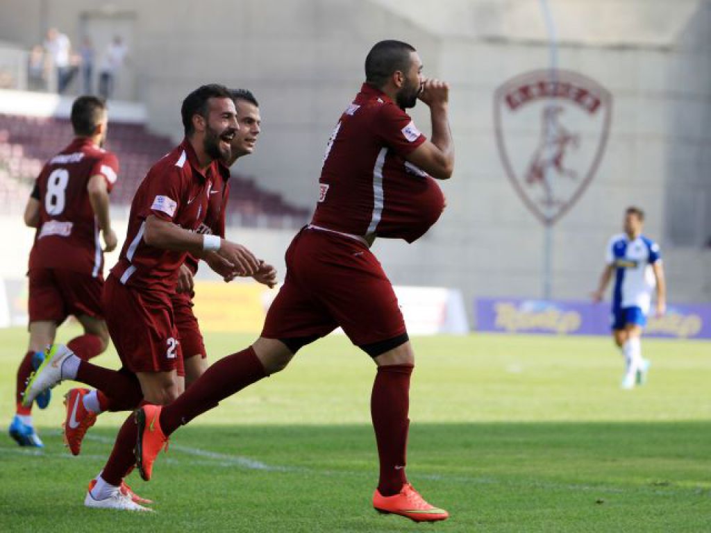 «Καλπάζει» με Μαρουκάκη