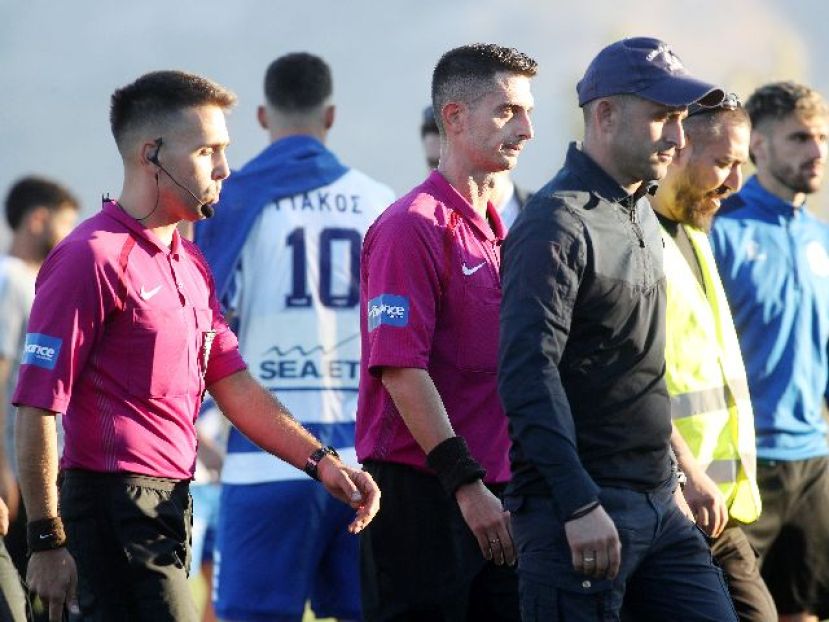 «Στοιχηματζήδες και παράκεντρα»