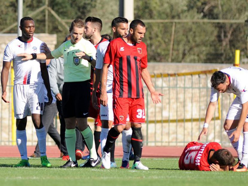 «Κλειδώνει» η άμυνα