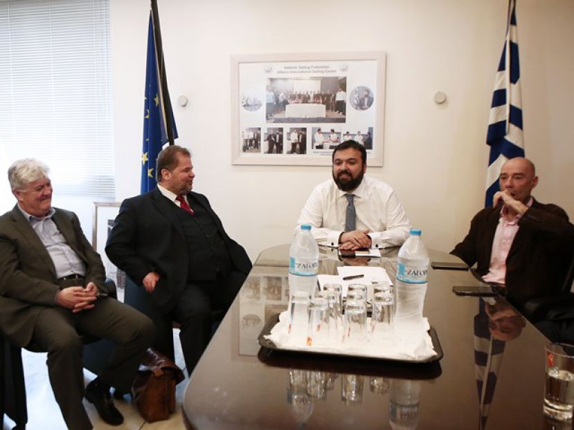 «Θα γελάνε και τα… ντουβάρια»
