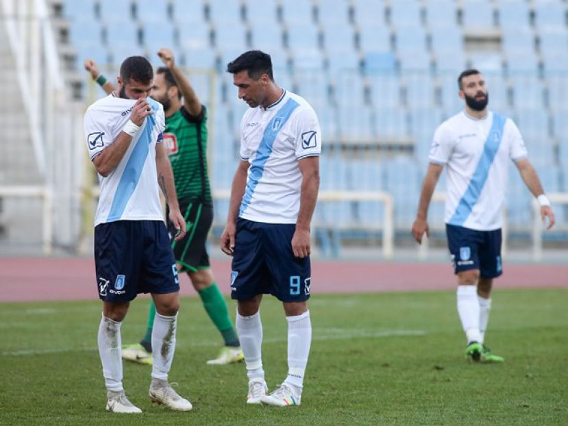 Από την πίσω πόρτα