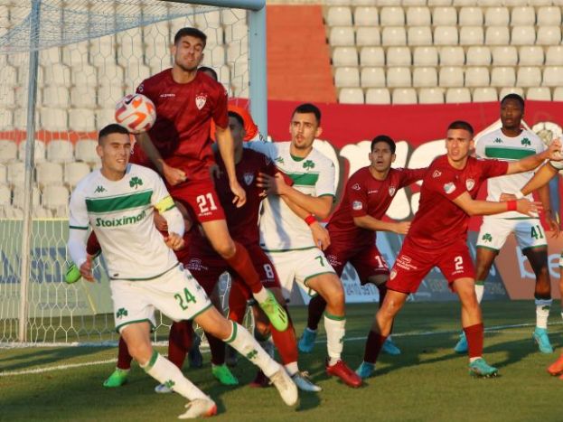 Εξώδικο Γαρουφαλιά στην ΑΕΛ