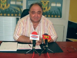 Τσουμάνης και… ξένοι