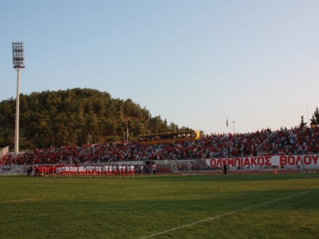 «Όλοι τους και μόνοι μας»