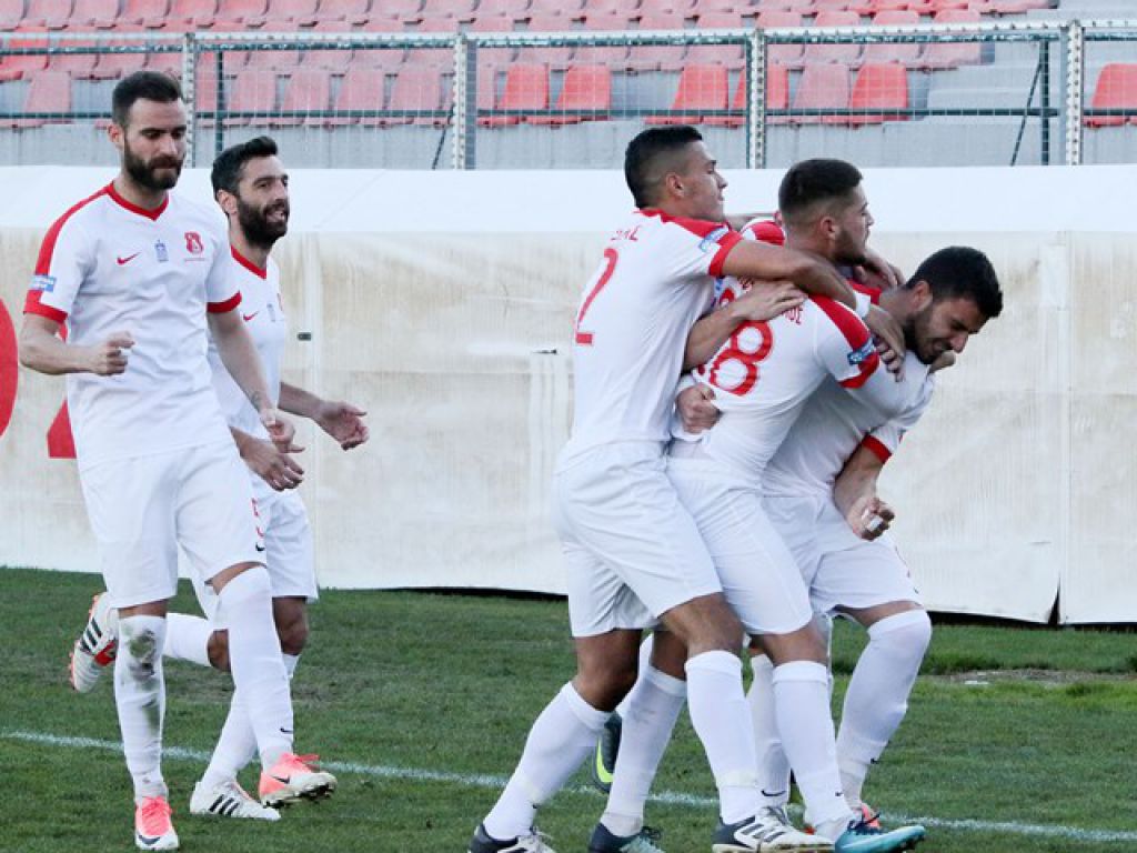 «Τεσσάρα» στο… ρελαντί