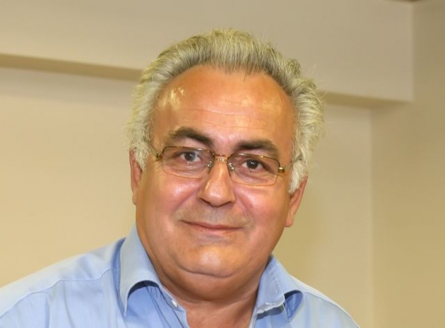 Αποφασίζει ο Παπαδόπουλος
