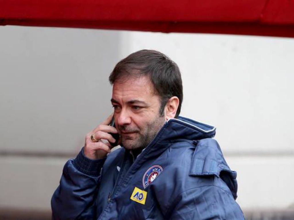 «Επτά, οκτώ μεταγραφές»