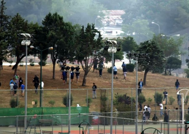 Η πορεία των οπαδών της Νίκης (video)