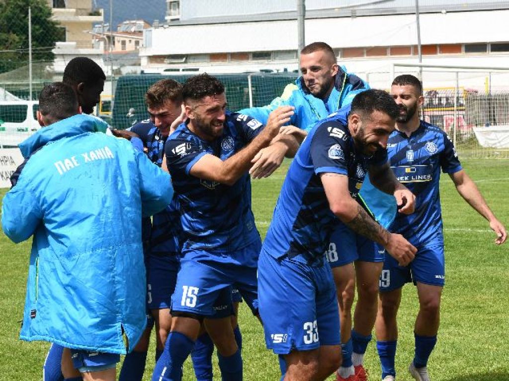 «Κλειδώνουν» παραμονή