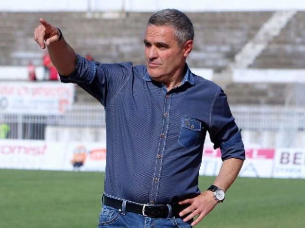 Τρίτωσε με Γράφα στο Αιγάλεω