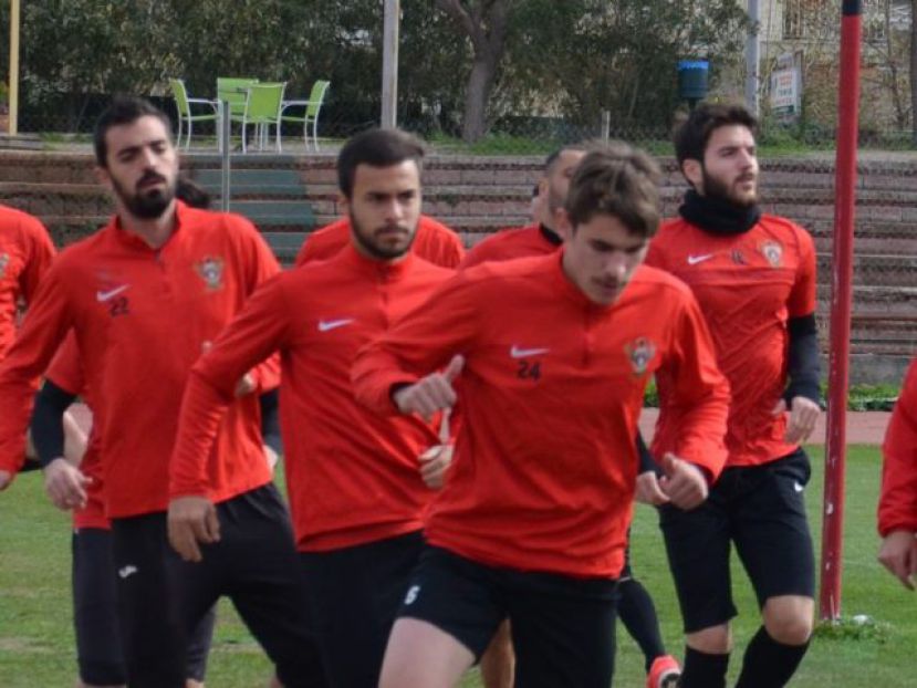 Ξανά στο γήπεδο…