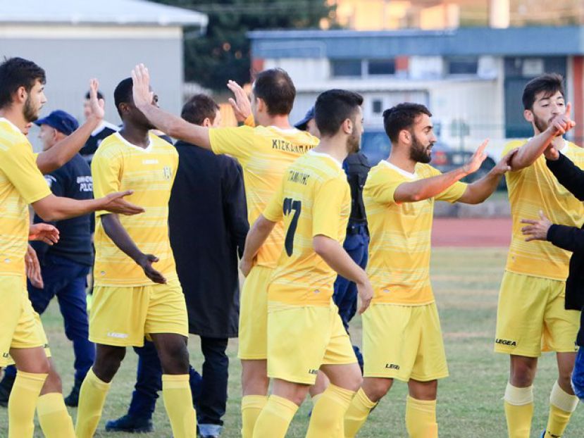 «Στόχος η παραμονή»