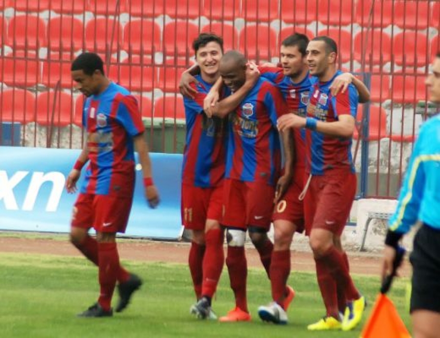 Με σβηστές μηχανές η Βέροια (3-0)