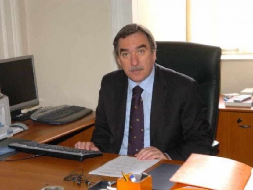 «Καμία νομική βάση»
