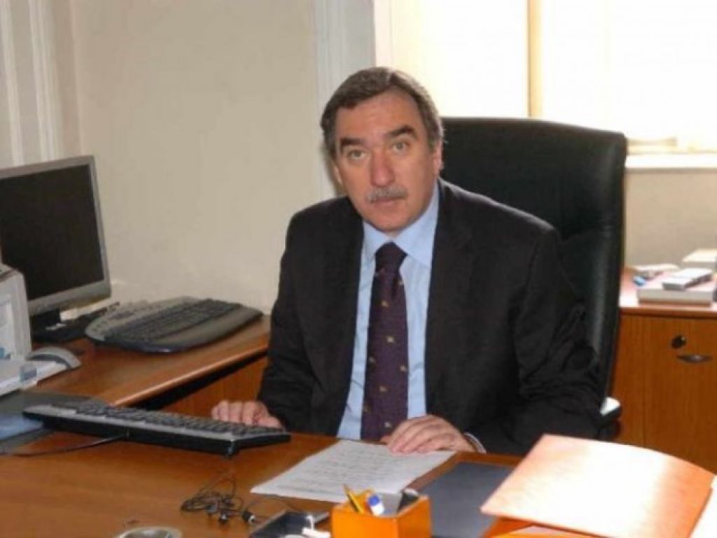«Καμία νομική βάση»