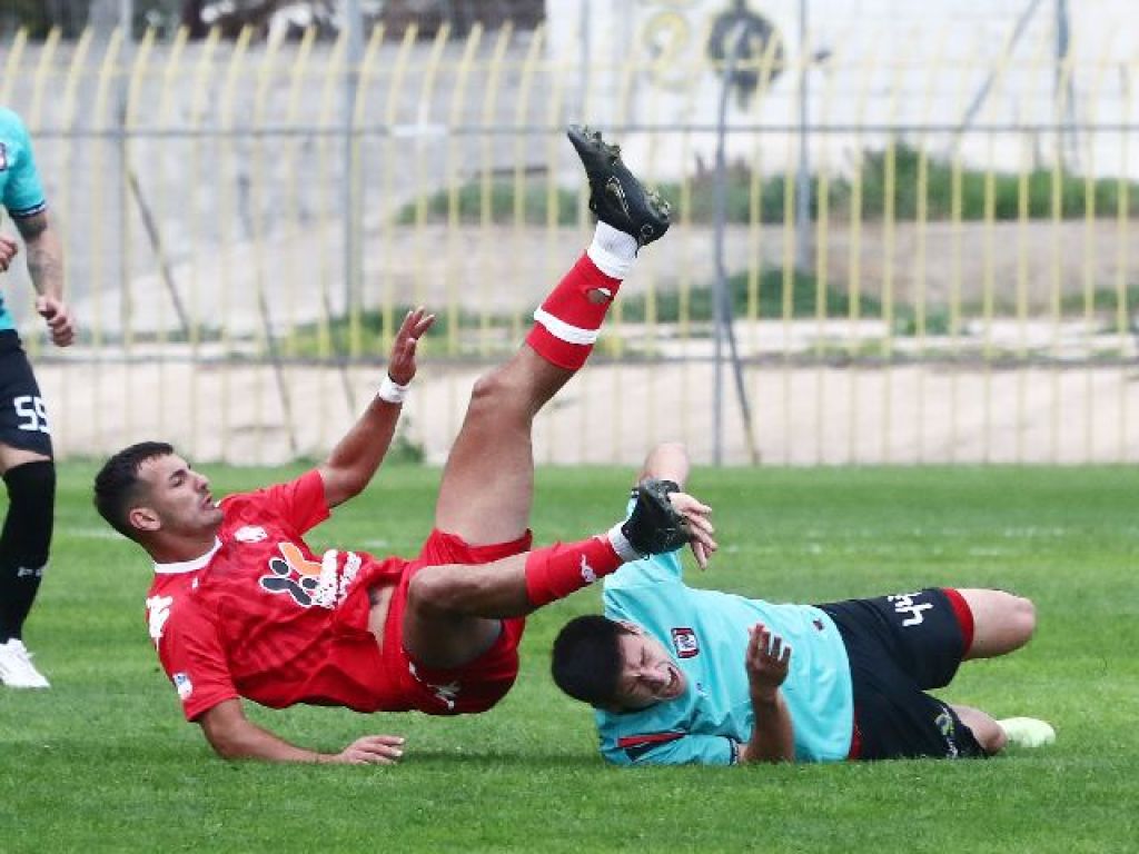 «Σβήστε τις σκιές και τις φήμες»