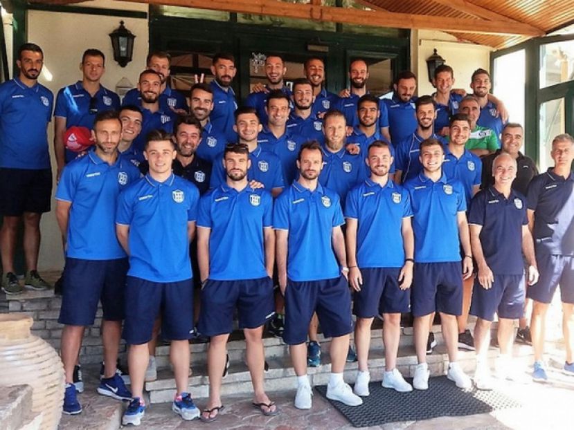 Πίσω στην βάση του