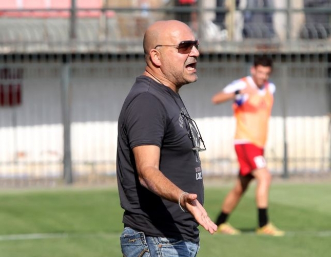 Τέλος ο Χατζάρας