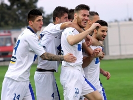 Θέμα με Παπατζίκο, Τσάτσο