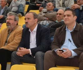 Περιμένει τον… χάρτη ο Βύζας