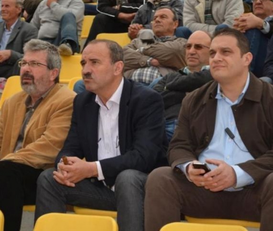 Περιμένει τον… χάρτη ο Βύζας