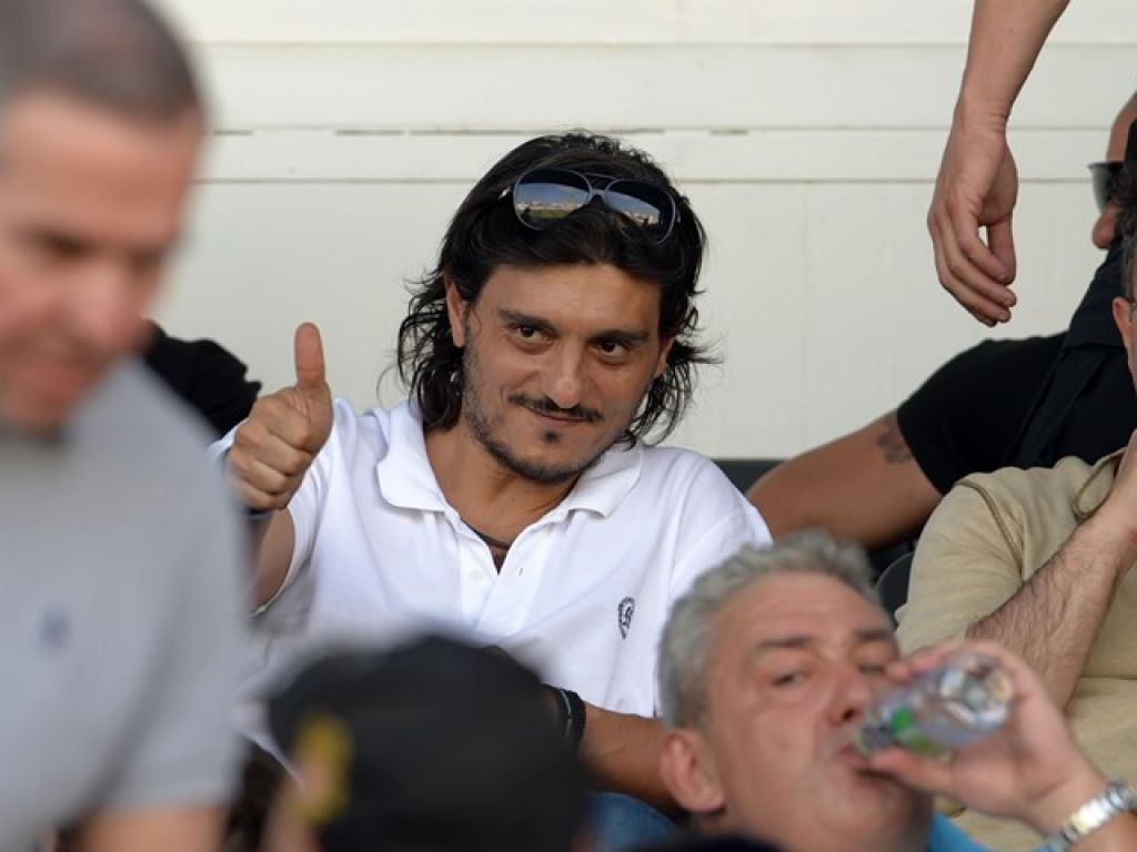 «Βέλη» σε Ολυμπιακό και λίγκα!