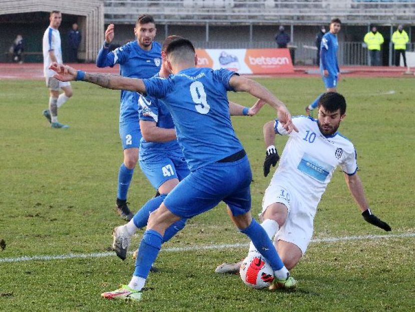 «Κρούσμα χωρίς δελτίο ο Σαμπανίδης»
