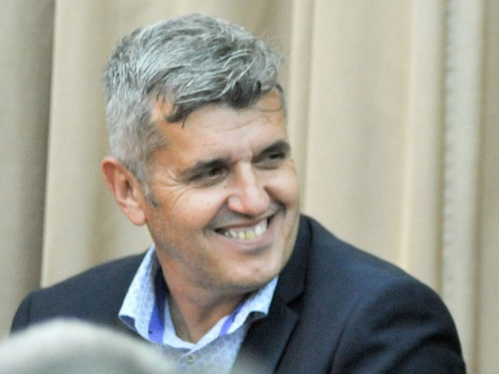 Αποχωρεί ο γενικός διευθυντής