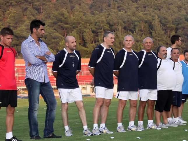 «Προπονητής σε ομάδα – φάντασμα»