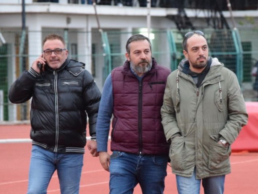 «Αν νομίζουν ότι είμαι τυφλός…»