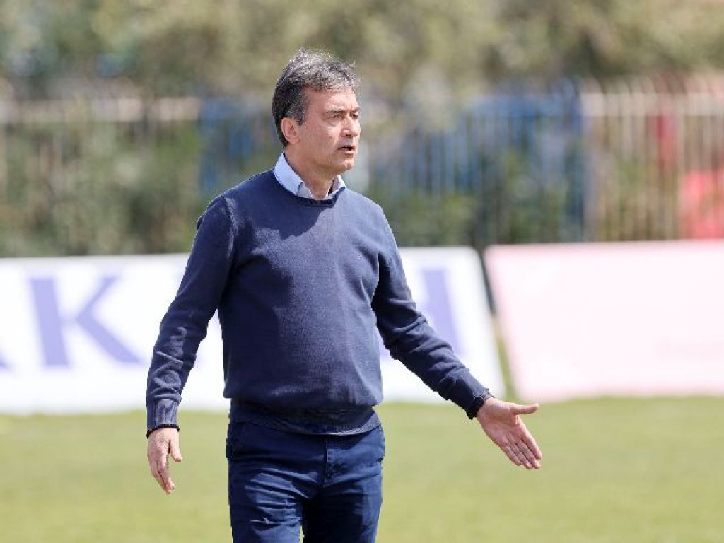 Πάει κι ο Χατζηνικολάου…